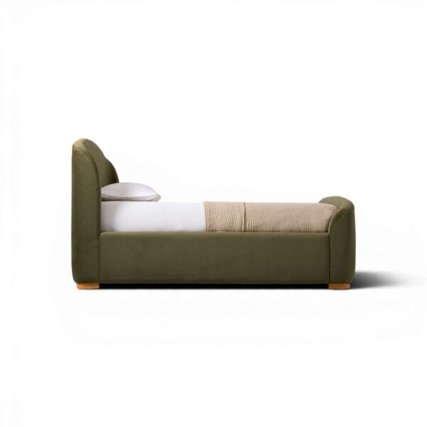172 Estern Bedframe